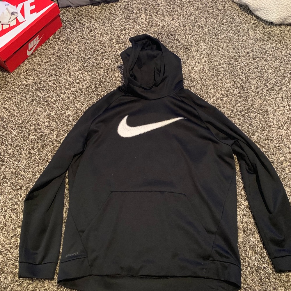Nike dri fit sweatshirt like new
